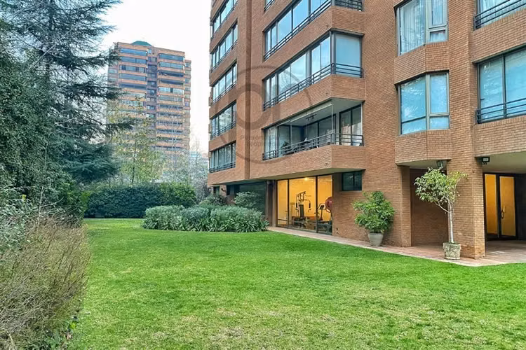 Las Condes, venta elegante depto 4 dorm. Vista y amplitud - Imagen 22