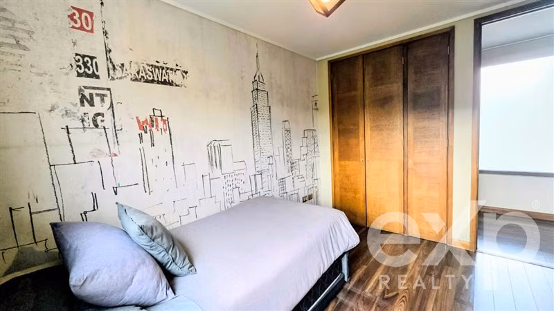 Casa en venta de 4 dorm. en Lo Barnechea