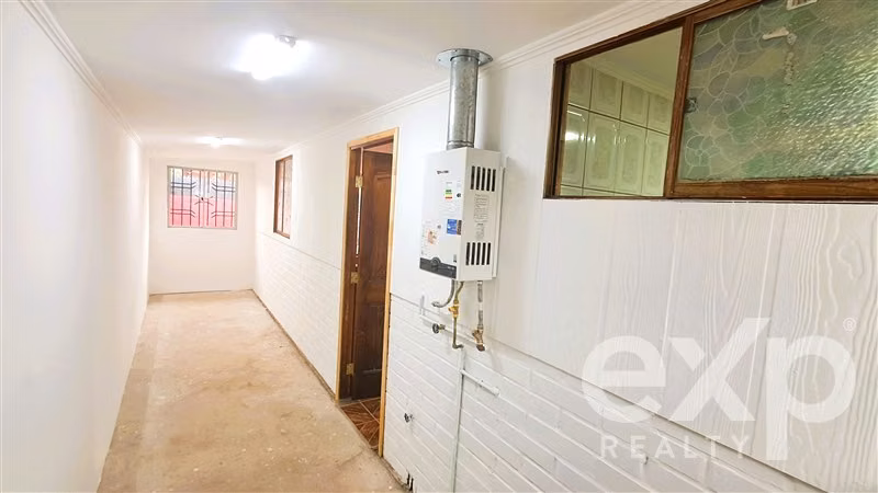 Casa amplia en arriendo 2 dorm - Gran patio - Padre Hurtado