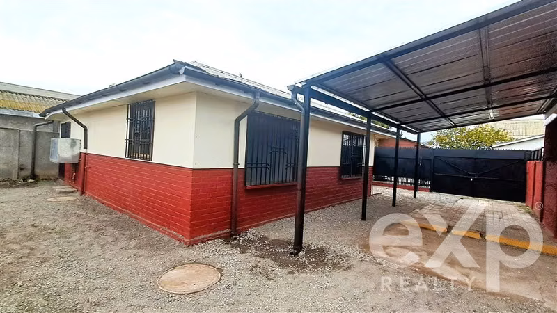 Casa amplia en arriendo 2 dorm - Gran patio - Padre Hurtado