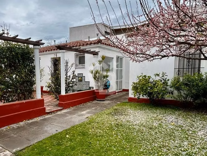 Casa Estilo Español-Colonial a pocas cuadras Metro - Imagen 3
