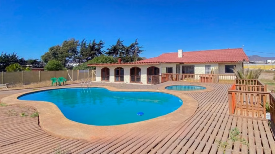 VENTA CASA CON TERRENO 5070 M2 ROL PROPIO