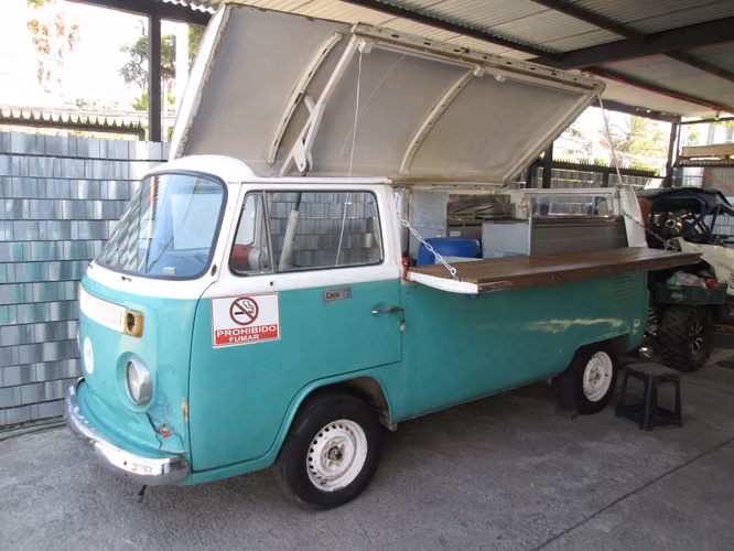 FOOD TRUCK VOLKSWAGEN kOMBI