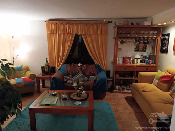 Casa en Venta 3 Pisos Ciudad Satélite Maipú (180688)