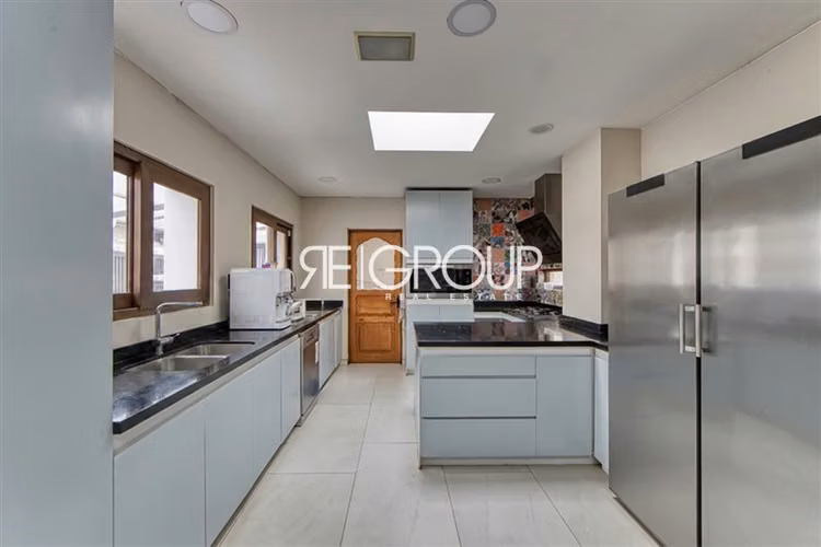 Casa en venta de 5 dorm. en Vitacura - Imagen 13