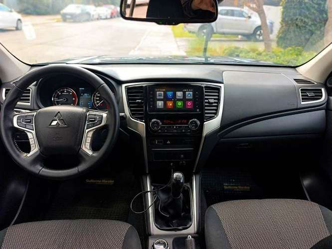 MITSUBISHI L200 2.4 DAKAR MT HP - 2024 | 2586 - Imagen 11