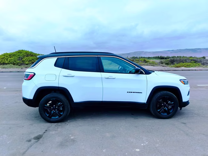 JEEP COMPASS 2024 MOTOR 2.0 TURBO NUEVO FORMATO Y SIN COLISIÓN