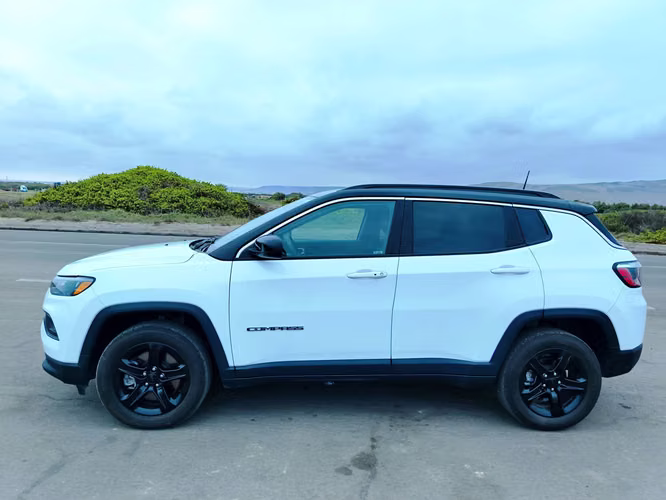 JEEP COMPASS 2024 MOTOR 2.0 TURBO NUEVO FORMATO Y SIN COLISIÓN