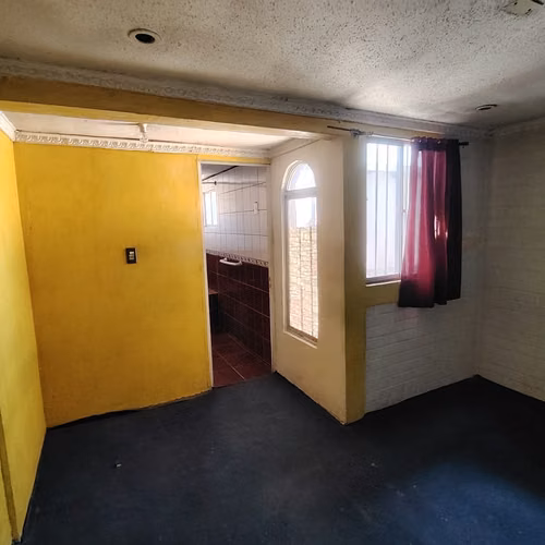 Acogedora Casa Casa en Venta Batalla de Sangra, Renca - Imagen 4