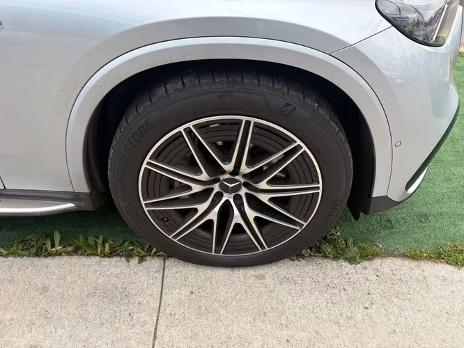 MERCEDES-BENZ GLC 43 2025