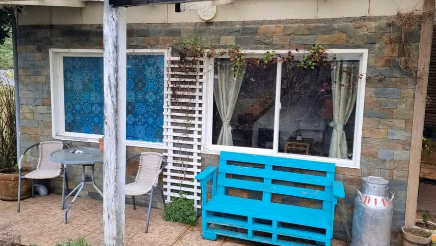 Lindo departamento a persona sola. Seguro y bello entorno