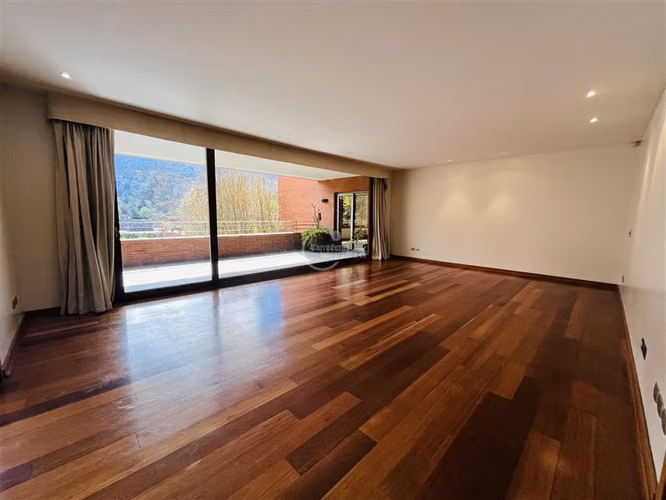 Departamento venta de 3 dorm. en suite, en Vitacura - Imagen 2