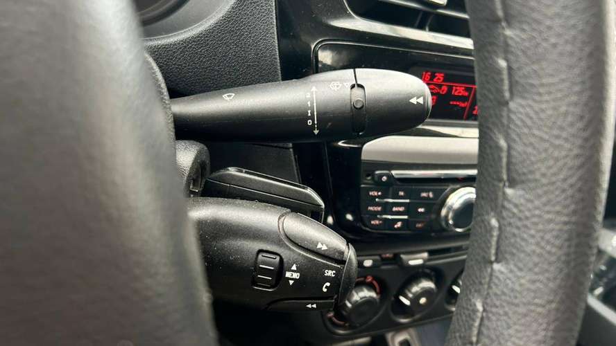 PEUGEOT 301 VTI 1.6 MT (2018)