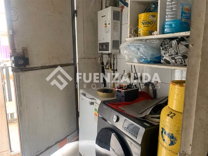 Venta Departamento en Cerro Navia 3 dormitorios 1 baño