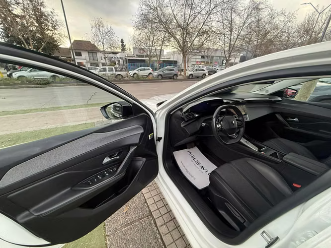 Peugeot 308 1.2 ALLURE PACK 4X2 130 EAT8 5P. (2022)