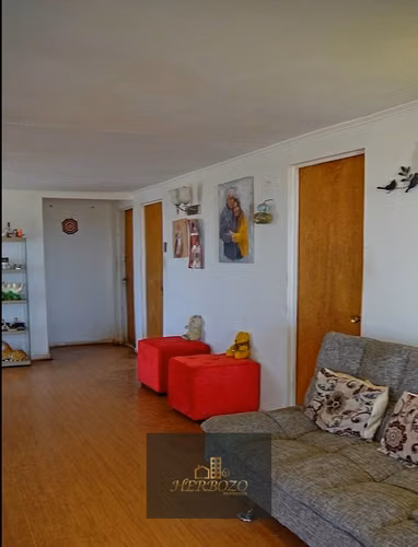 Parcela 5000 mts2 en Venta con Casa y Piscina en Melipilla