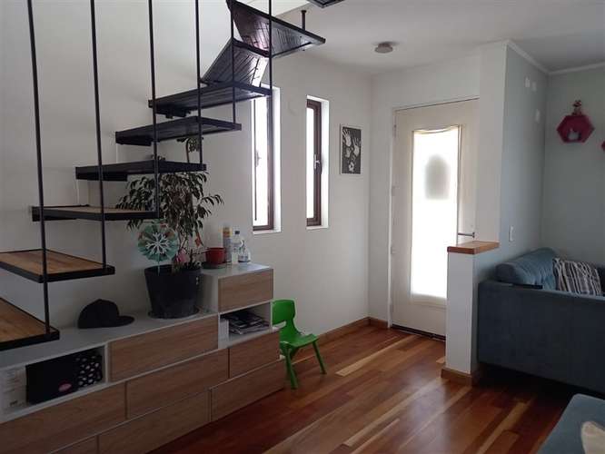 Casa en venta de 2D 2B 2E. en Peñaflor en condominio Altue - Imagen 4