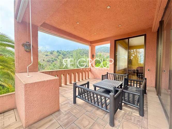 Imponente casa en venta de 5 dorm, 2006 mt/2, Lo Barnechea - Imagen 5