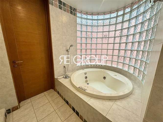 Imponente casa en venta de 5 dorm, 2006 mt/2, Lo Barnechea - Imagen 17