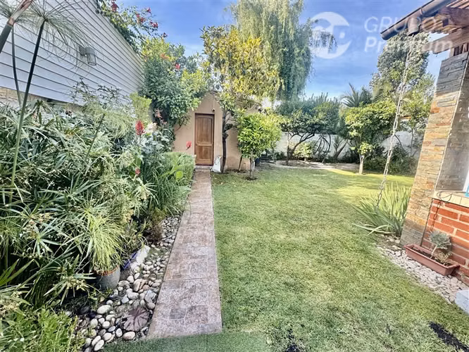 Casa remodelada en venta de 4D/4B/3E en La Reina - Imagen 29