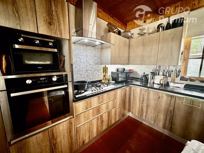 Casa remodelada en venta de 4D/4B/3E en La Reina - Imagen 11