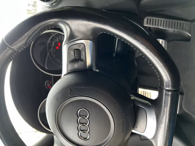 AUDI TT 2.0L TURBO TFSI S TRONIC año 2008