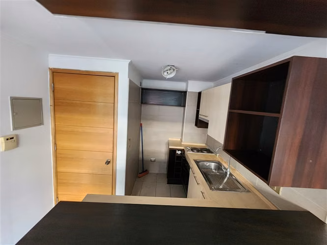 Departamento en venta de 1 dorm. en Santiago. M Santa Lucia - Imagen 5