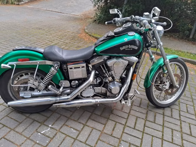 Se vende moto Harley Davidson Dyna - Imagen 3