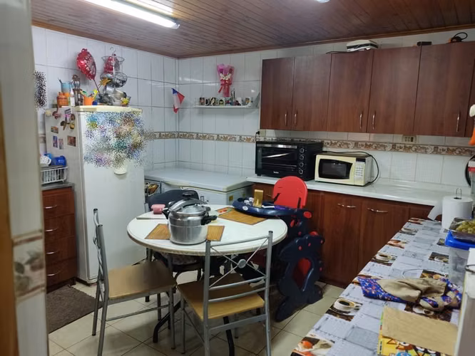 Unicos Dueños/ Amplia y Cómoda/Renovada - Imagen 7