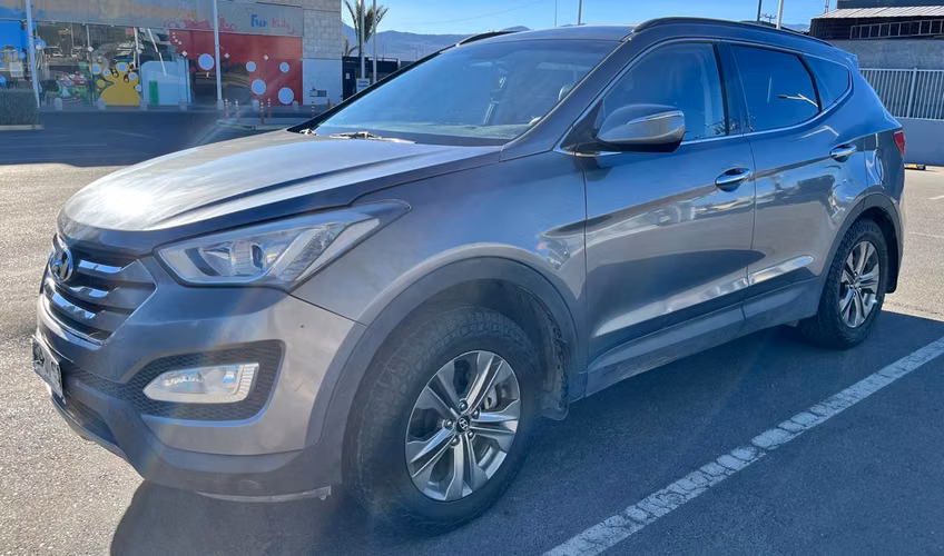 HYUNDAY SANTA FE 2.4 BENCINERO MECANICO