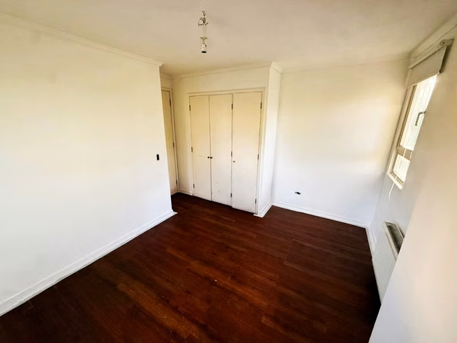 Amplia, cómoda y acogedora casa en Condominio de Peñalolén - Imagen 17