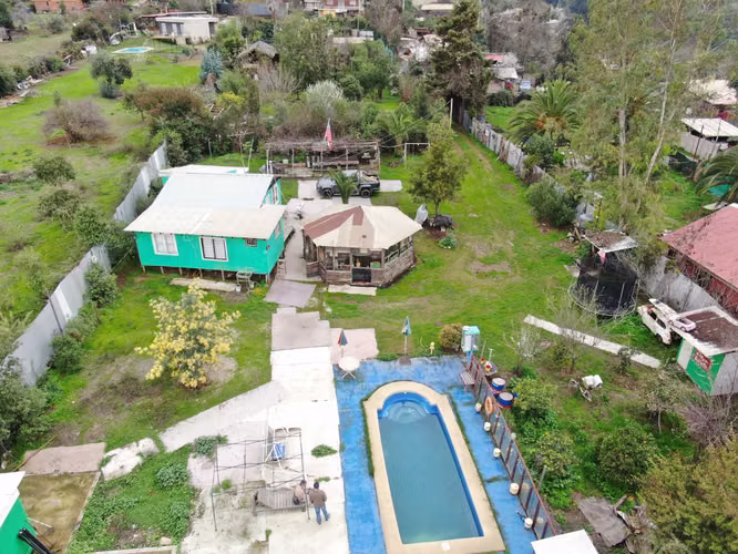 Parcela de 1500 metros con piscina (180741)