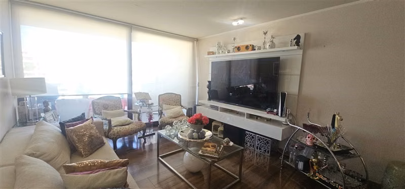 Departamento en venta de 4 dorm. en Las Condes - Imagen 3