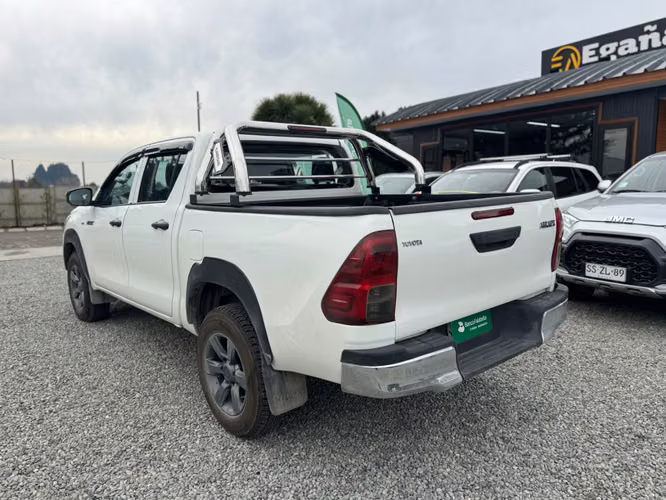 TOYOTA  HILUX DX 4X4  2022