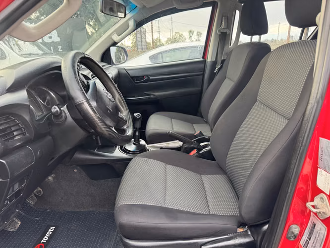 TOYOTA HILUX 4X4 2023