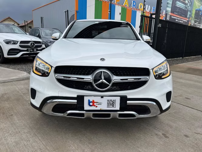 MERCEDES-BENZ GLC 200 COUPE 2.0 AT 2022