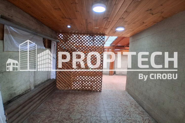 Venta Casa 4D+3B+2E, CERCA A METRO TREN BUIN