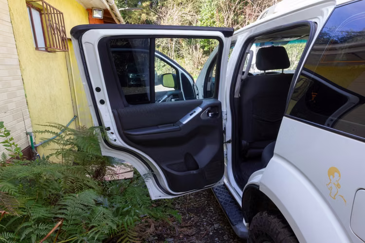 NISSAN PATHFINDER R51 2012 4x4