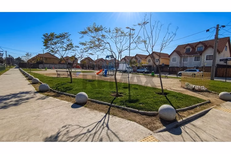 Casa en venta en villa altos del sol, talagante