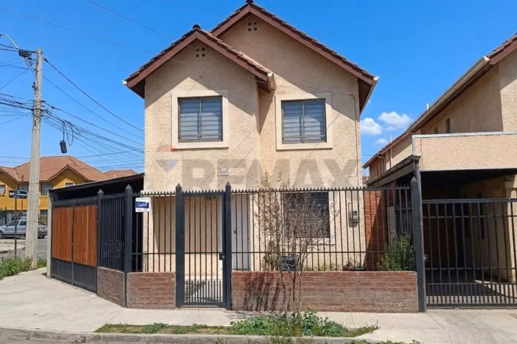 Casa en venta en villa altos del sol, talagante