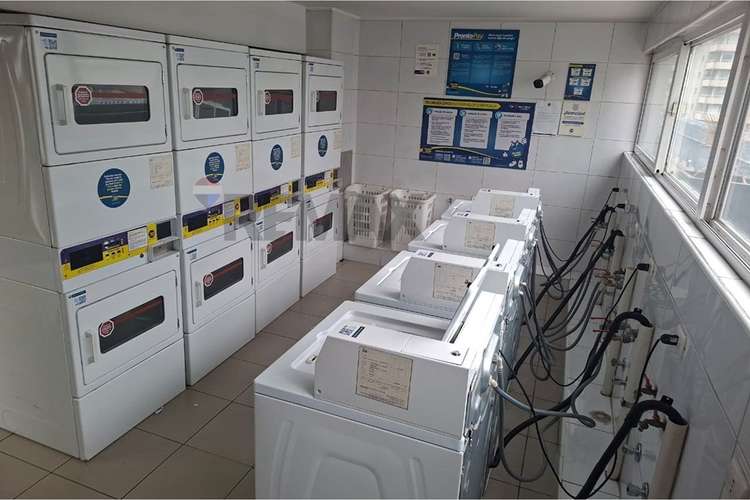 "rebajado moderno depto - 3 dormitorios /2 baños" - Imagen 26