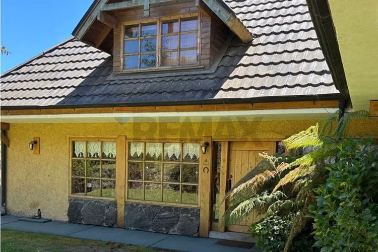 Gran casa familiar en  villarrica - Imagen 5
