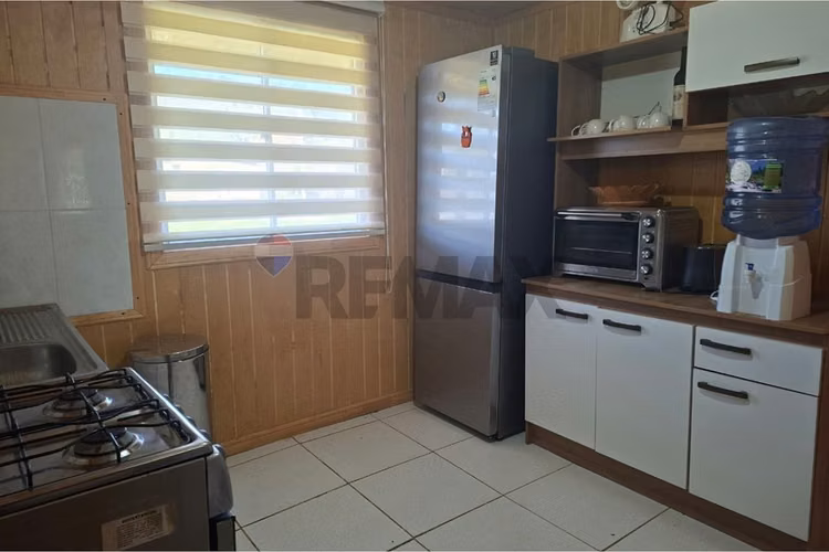 Terreno de 1 hectárea con 3 cabañas equipadas
