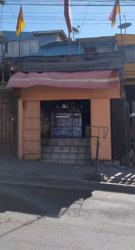 En venta casa uso Comercial-Habitacional. A. Hospicio
