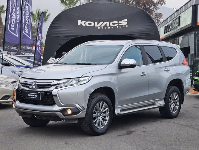 Mitsubishi Montero Sport 2.4 Mt 4x2 Diesel 2017