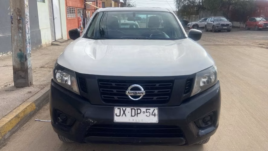 2017 Nissan Np300 2.3 S DIESEL 4X2 CAB. SIM. MT 2P.