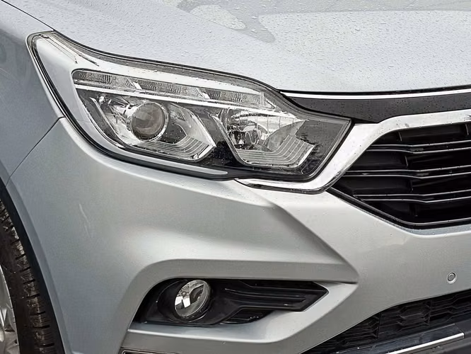 SSANGYONG REXTON 2018