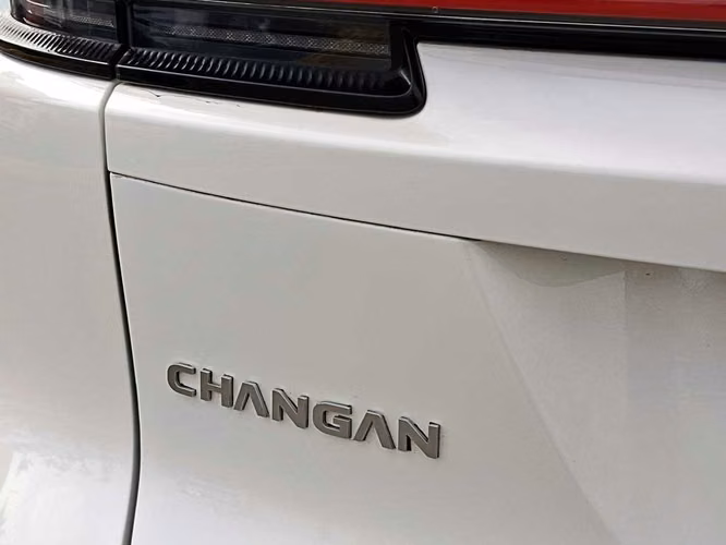 CHANGAN UNI-K 2024