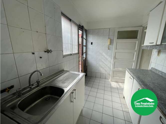¡Tu Hogar Ideal! Venta Casa en La Reina, Amplia 6 Dormitorios - Imagen 8