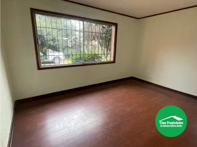 ¡Tu Hogar Ideal! Venta Casa en La Reina, Amplia 6 Dormitorios - Imagen 6
